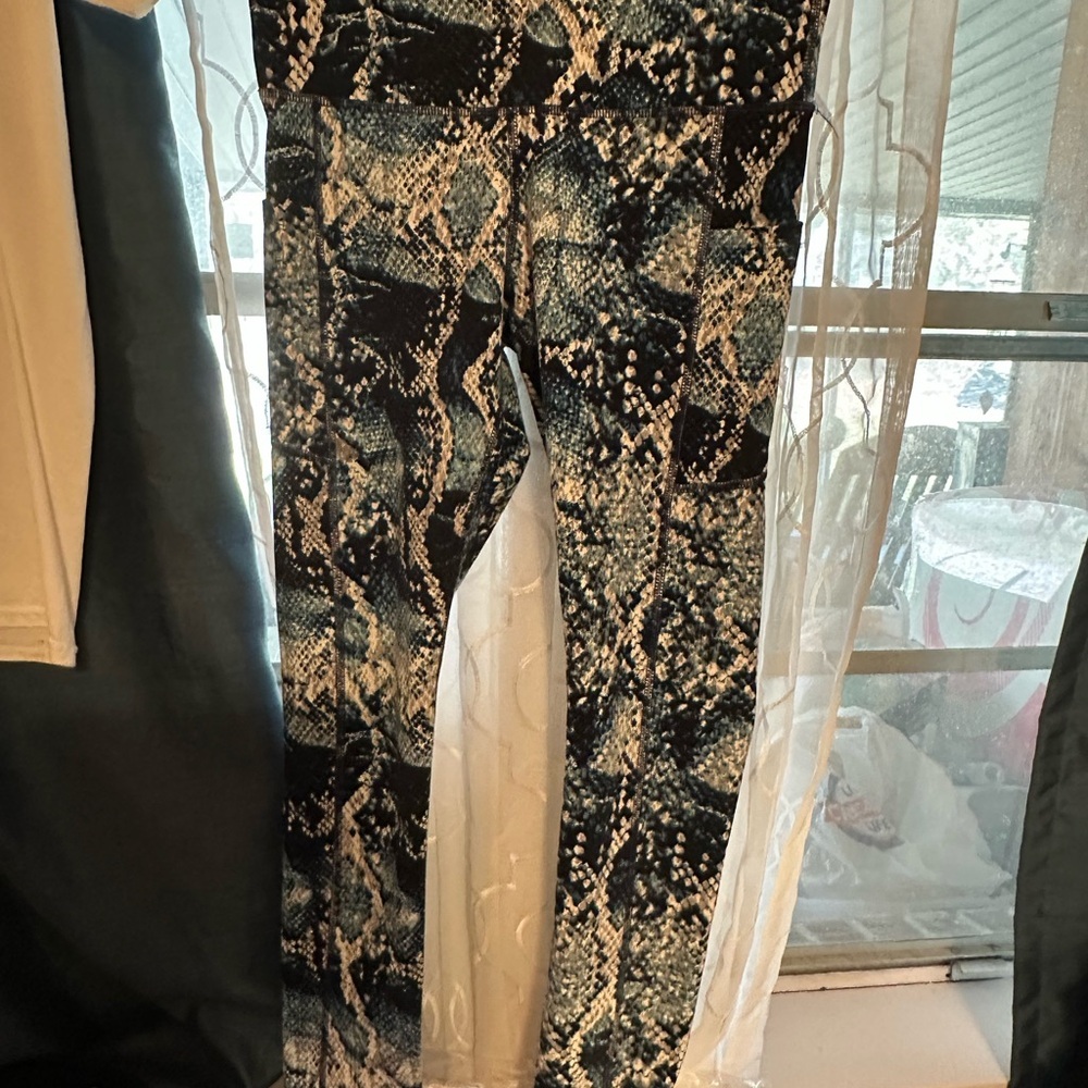 Blue Snakeskin Print Leggings